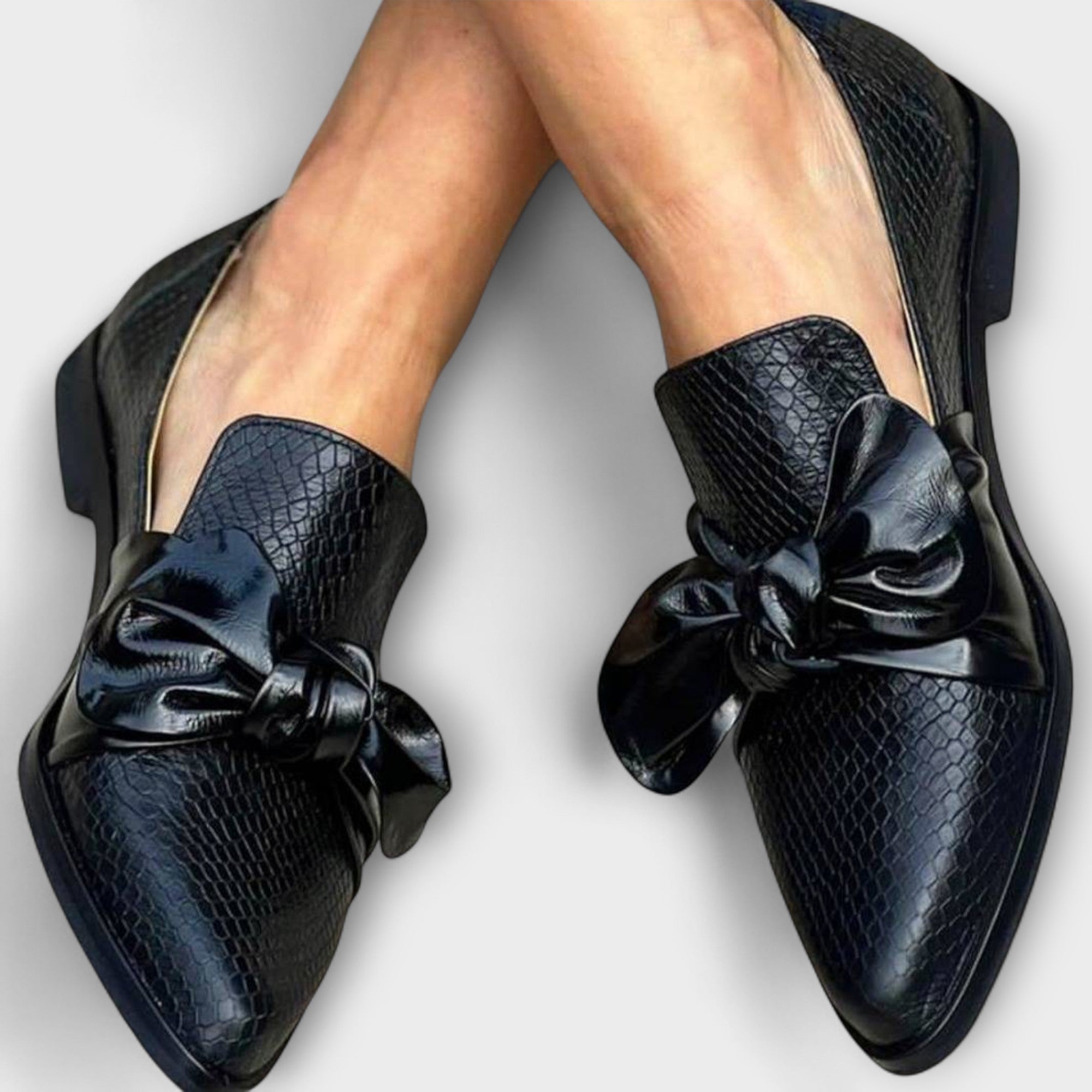 Vivienne - Elegant Loafers