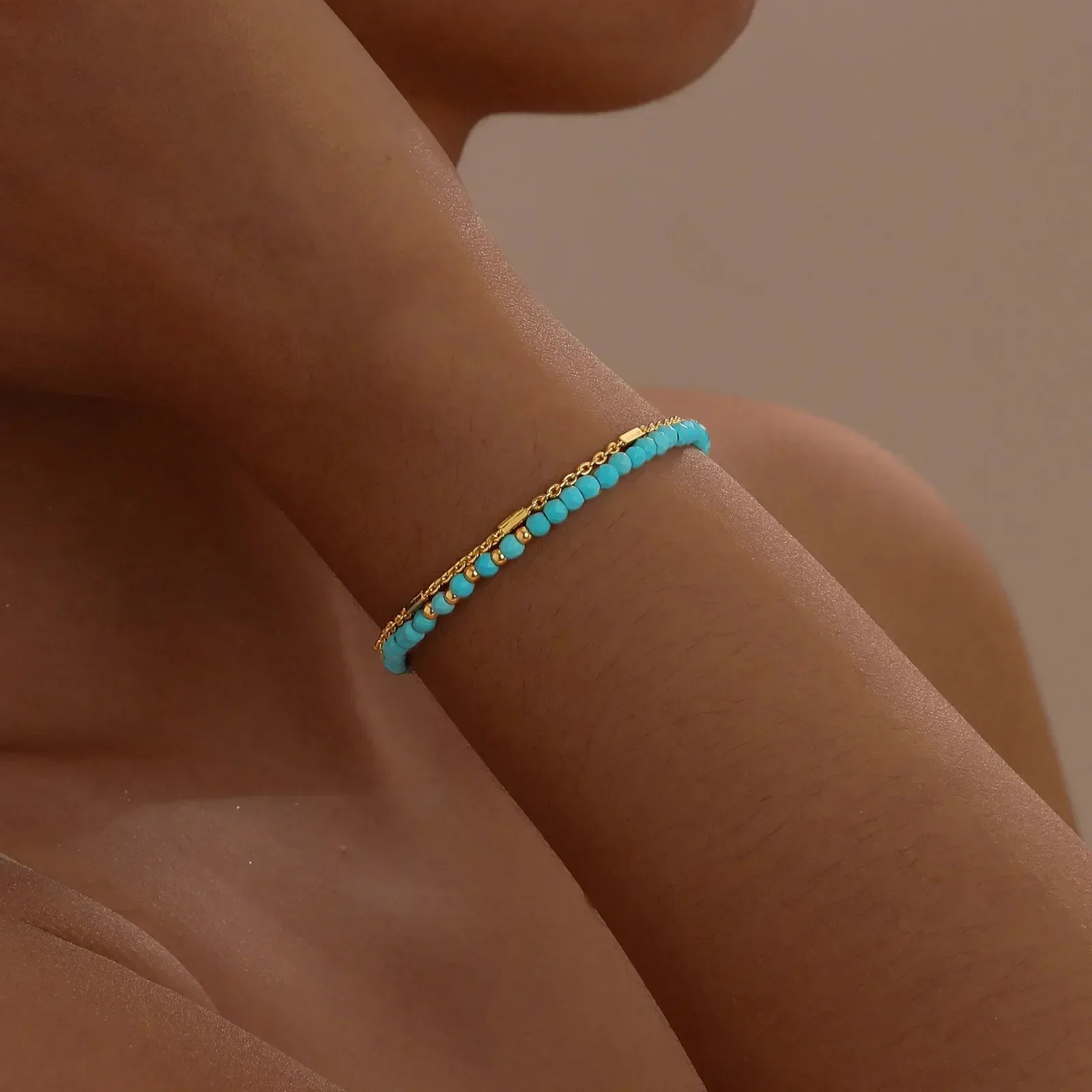 Radiant Gold Turquoise Chain Bracelet