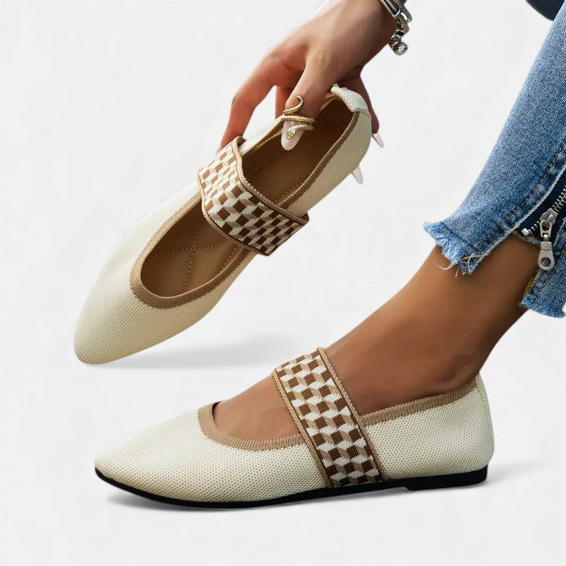 Cleo - Point Flats