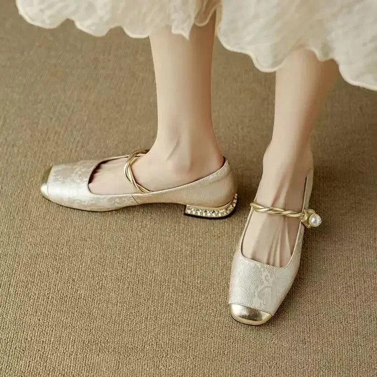 Emmie Pumps